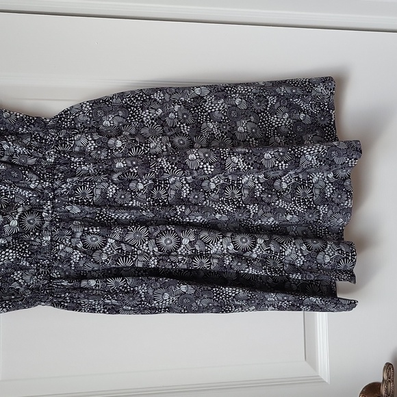 NWT! Mata Traders Floral Black and White with Orange Embroidery Dress! Small! - Picture 13 of 13